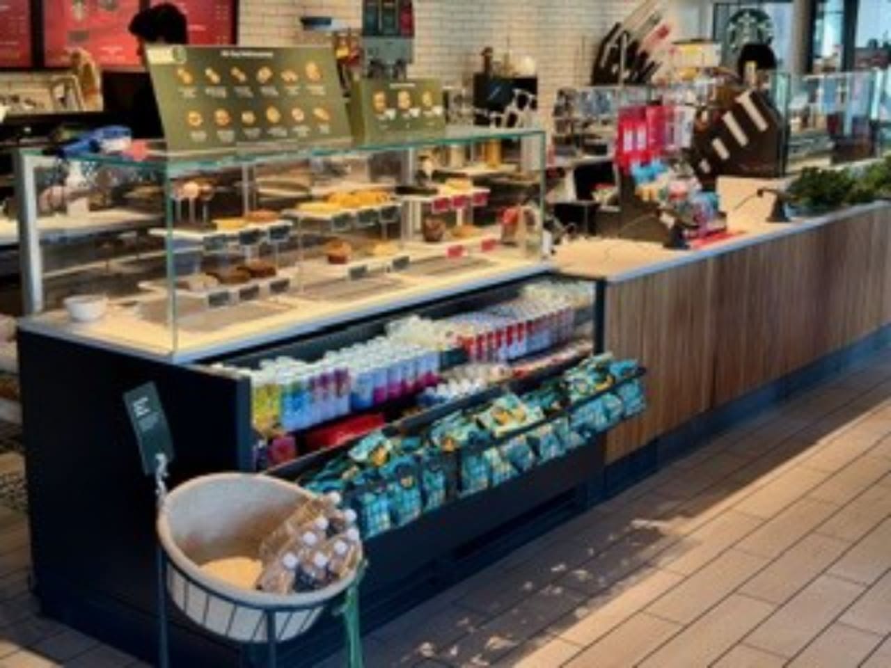 Resort Starbucks Walking Distance