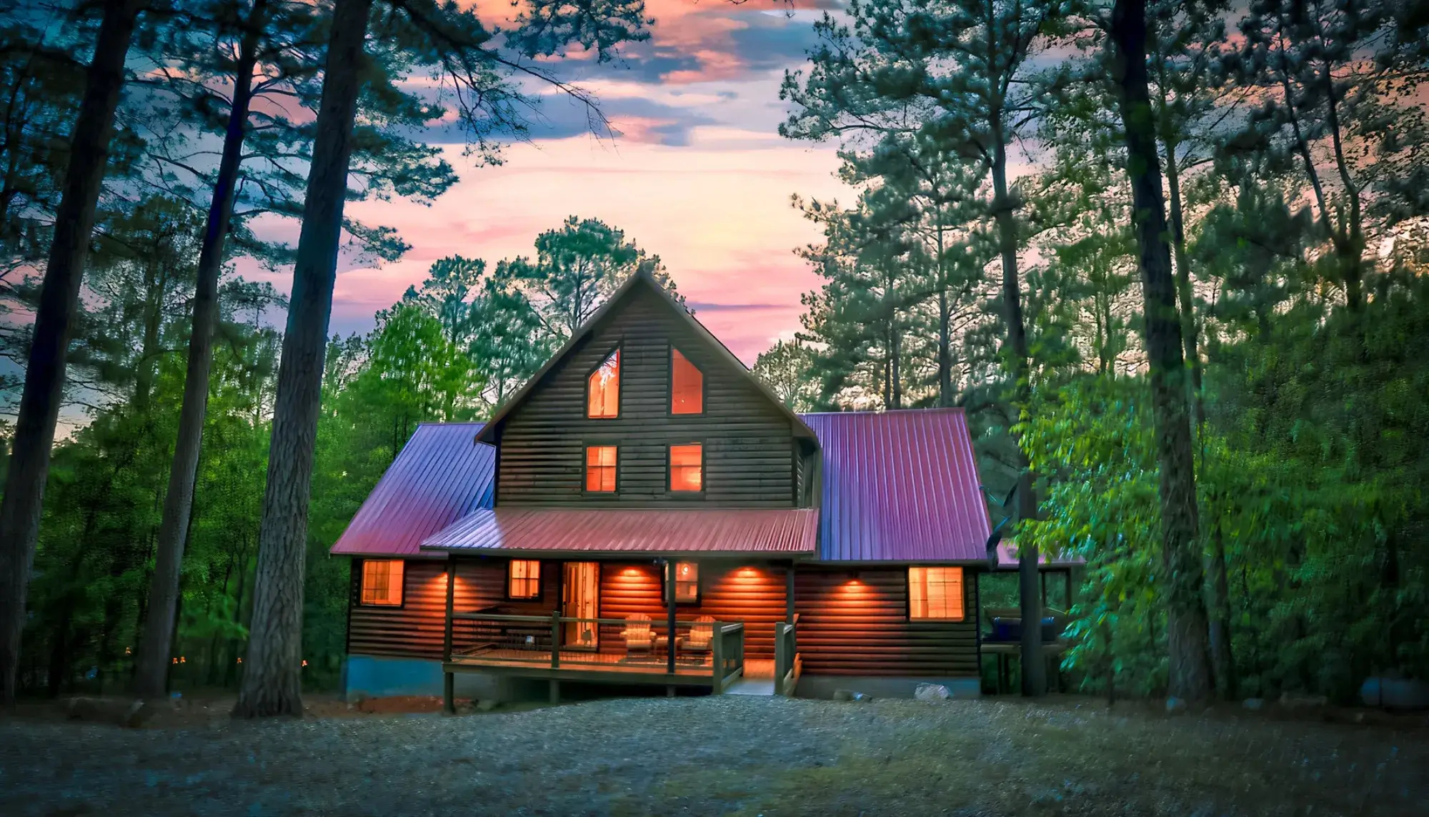 Charming Cabin Retreat: Embrace tranquility in this stunning woodland haven with rustic charm!