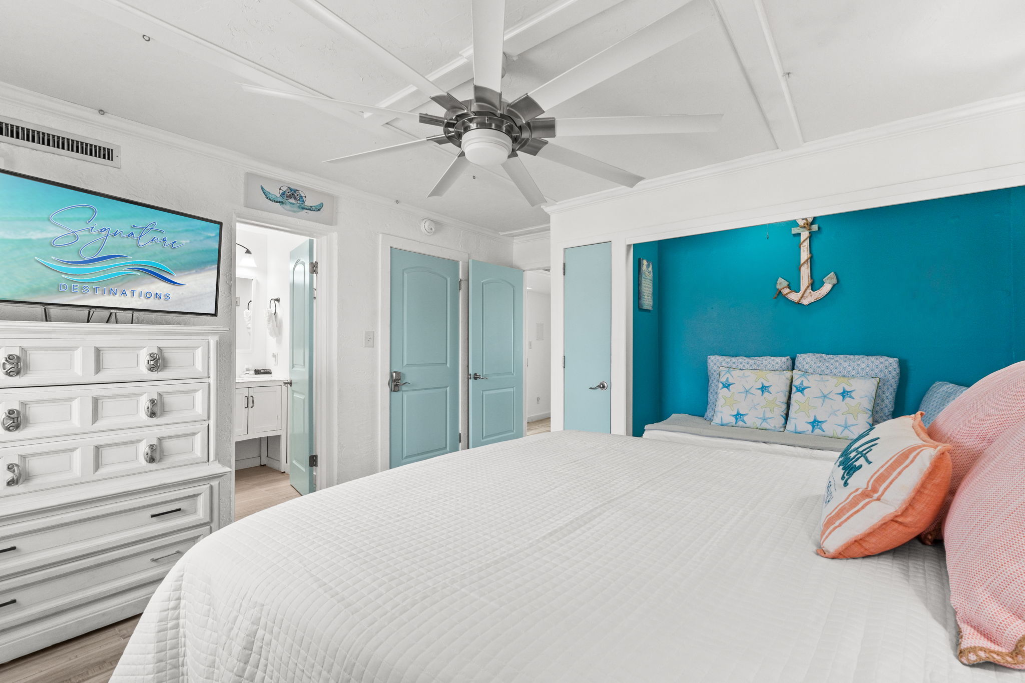 Bedroom 2 with King Bed and Twin Sleeping Area