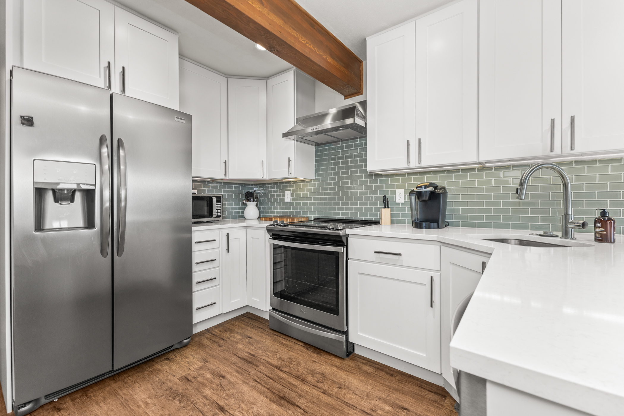 Kitchen | Microwave | Coffee maker