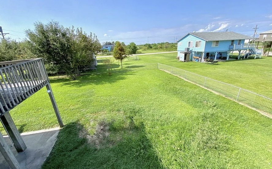 df6138aff9f2442a89e3ac307719b8b0 | Beachhouse | Texas | TX | Vacation Homes | Galveston | Crystal Beach | Kokomo | Breezy Days | Beachfront Elegance | Sunrise Serenity | Southern Sands Property Management, LLC
