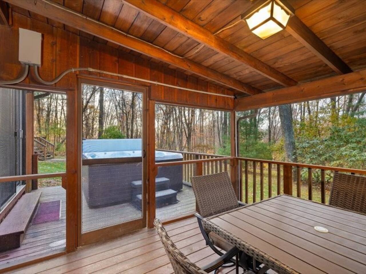 Screened in Porch