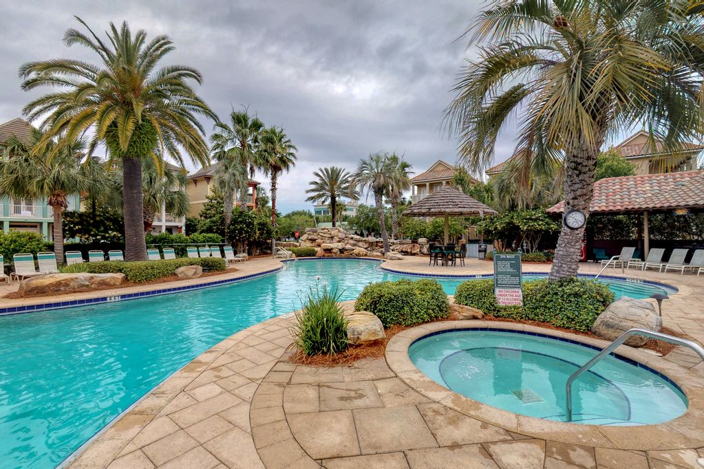 This home is one the closest properties to the resort pool & spa!