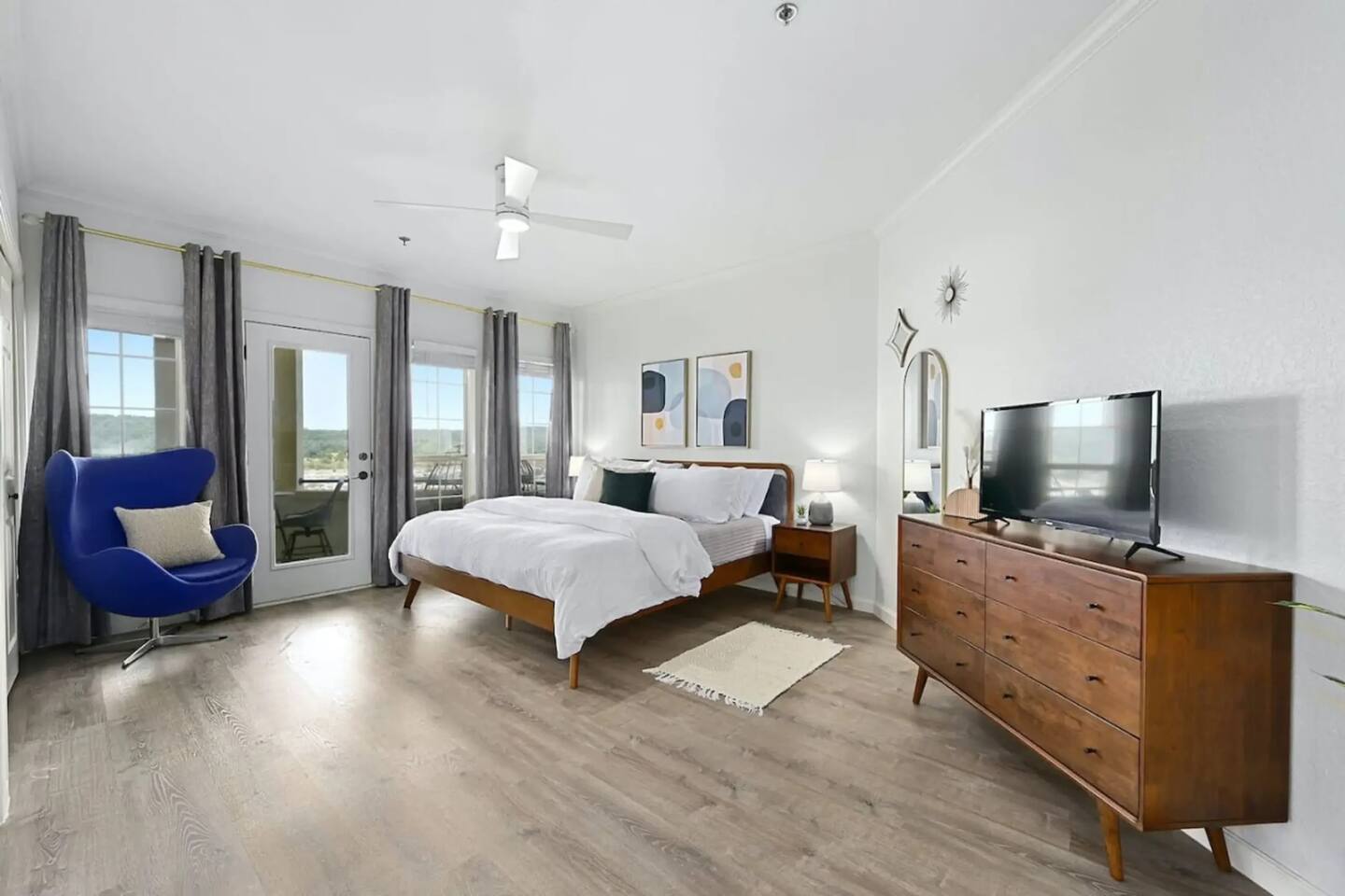 Pets Stay Free, Breezy, Stylish Island Elegance 2