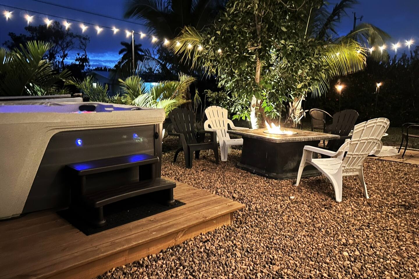 Epic Chill Zone, with a 6 person hot tub, Gas Fire Pit, and multiple sitting areas, all focused around an avocado tree, its the perfect spot to relax after a day at the beach, or fishing, shopping or just relaxing! Because its your pace.
