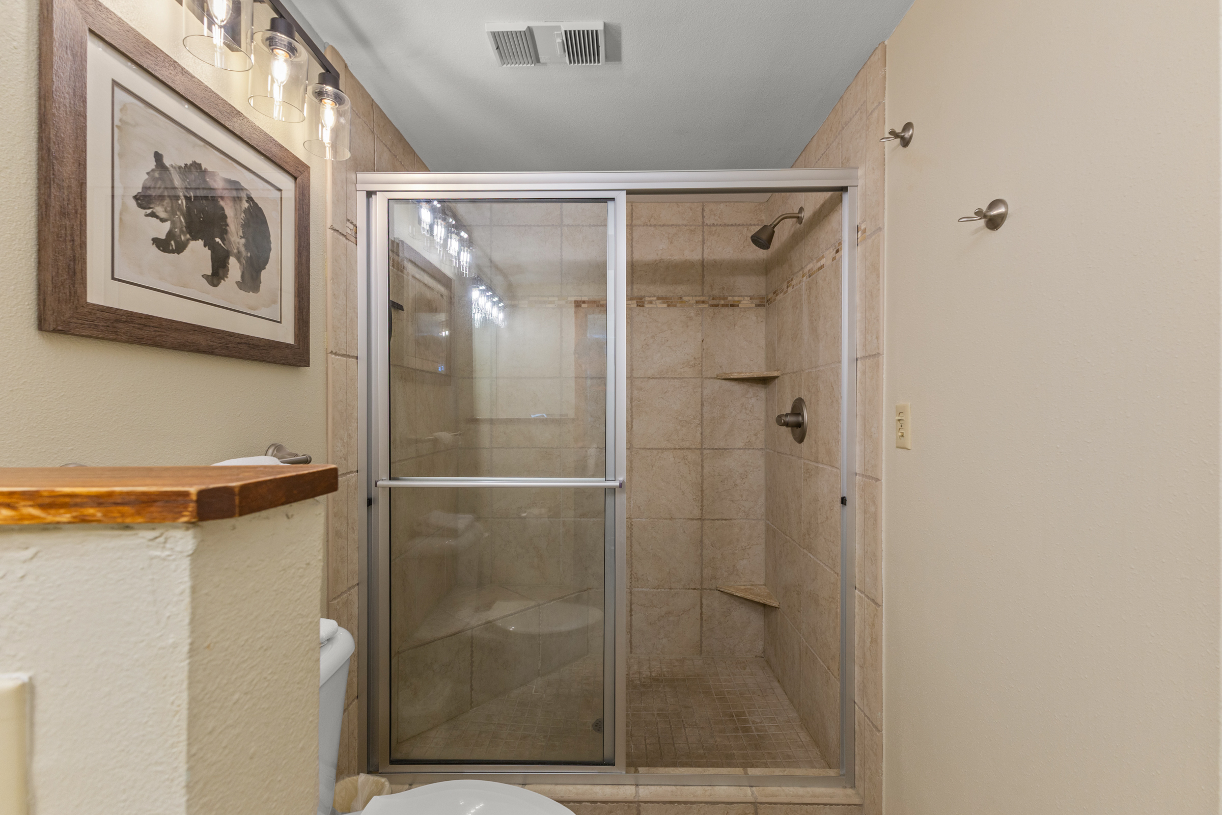 Ensuite Bathroom 1 | Shower | Vanity