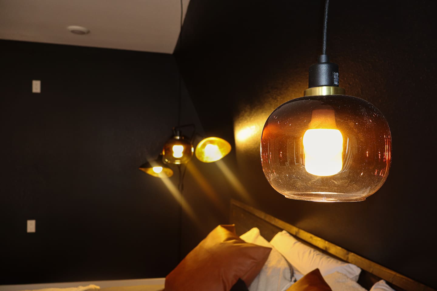 Soft lighting and natural art decor.