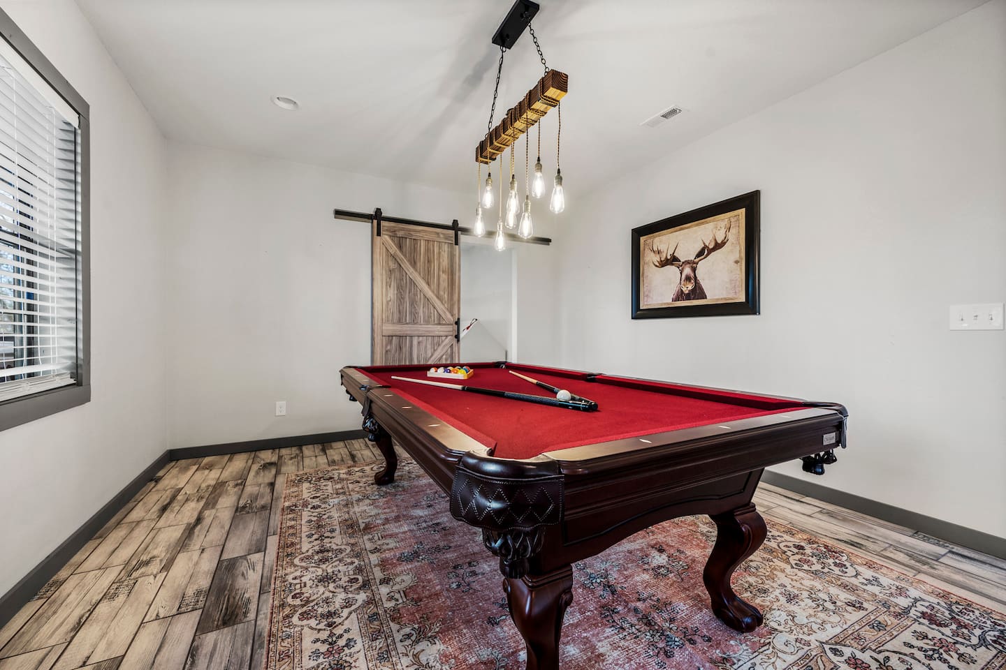 Downstairs Gameroom with Pool Table