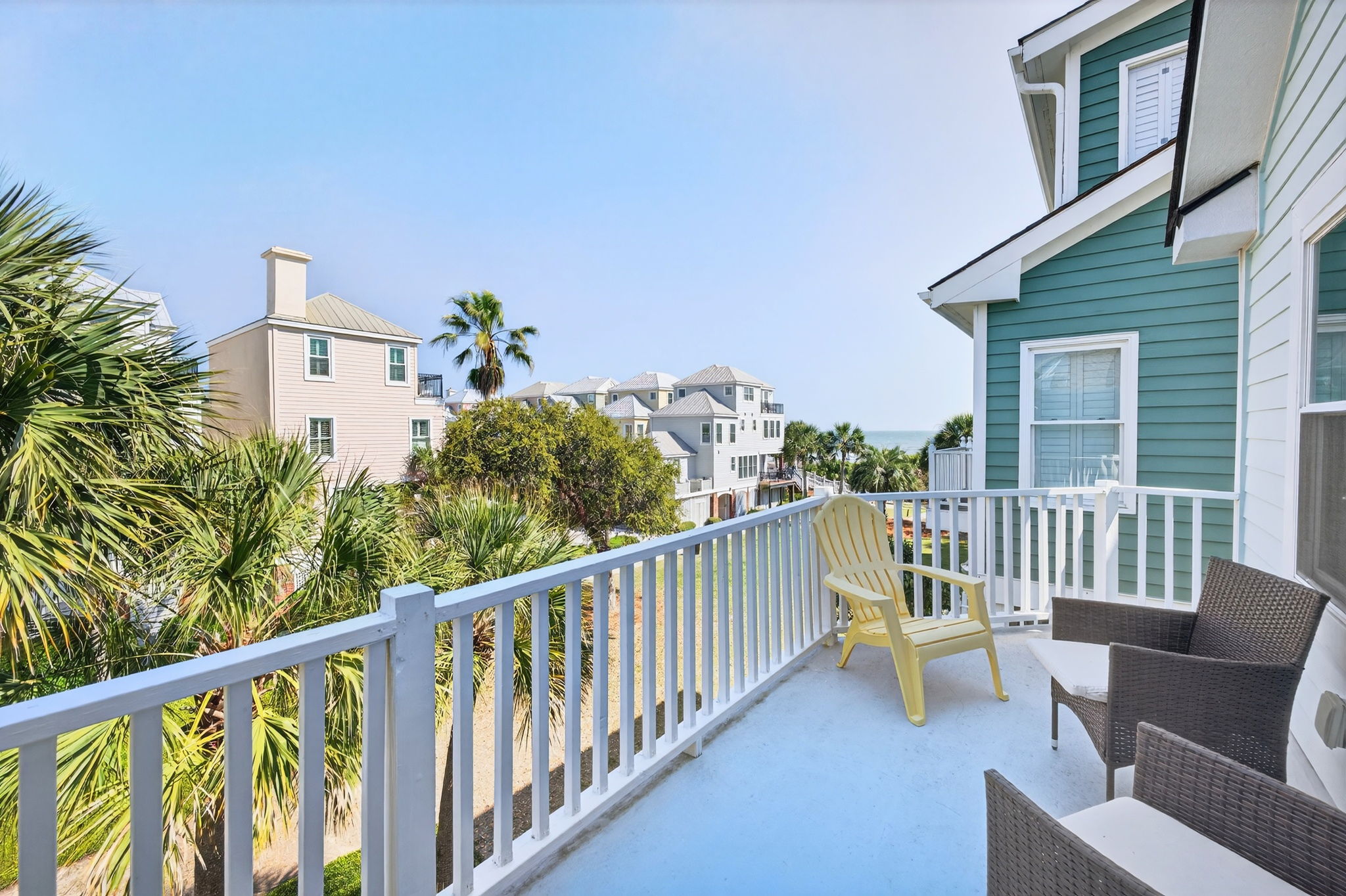 Deck Seating| 23 Grand Pavillion | Wild Dunes | Isle of Palms, SC | IOP Escapes