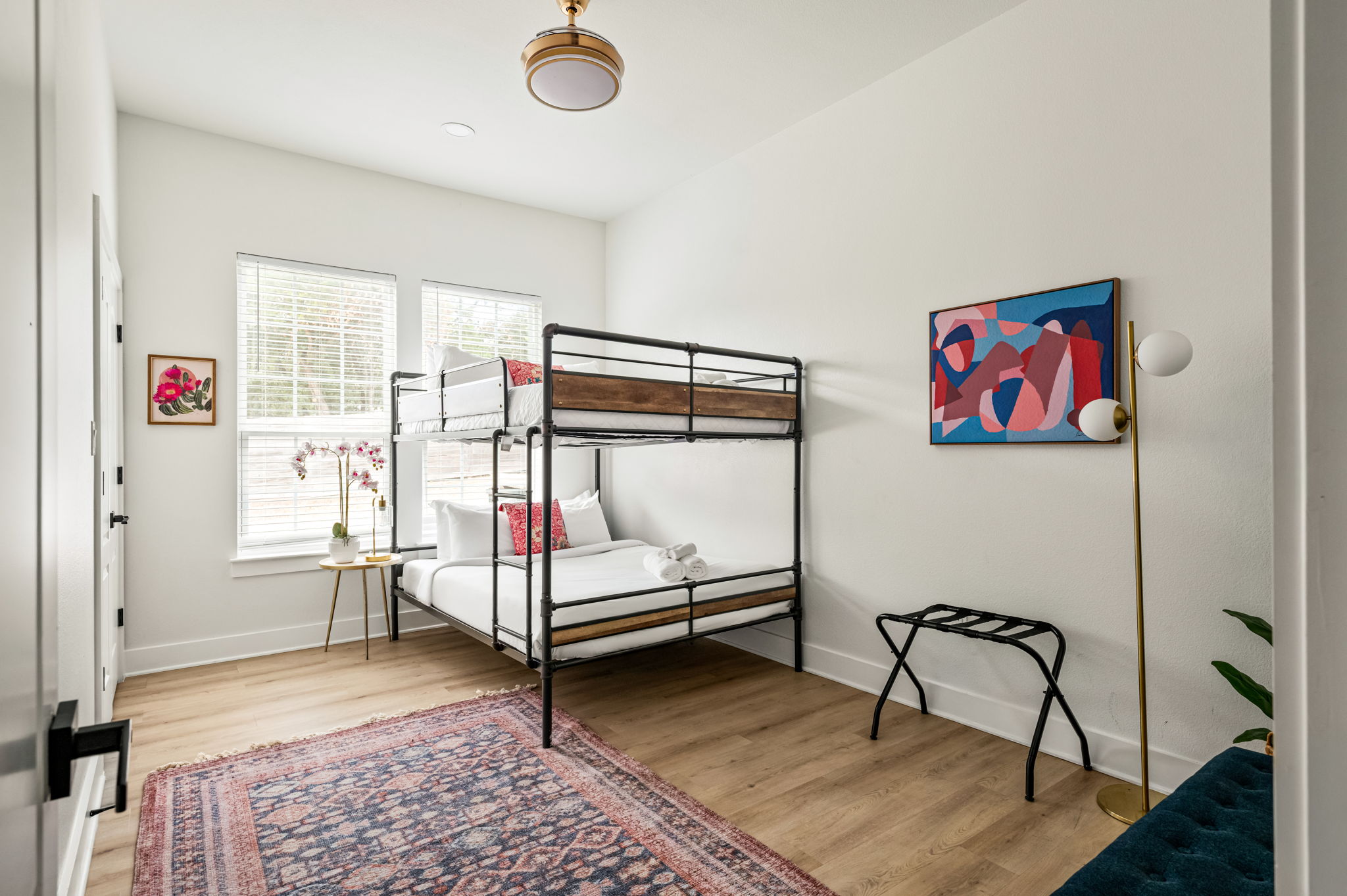 Queen sized bunk beds