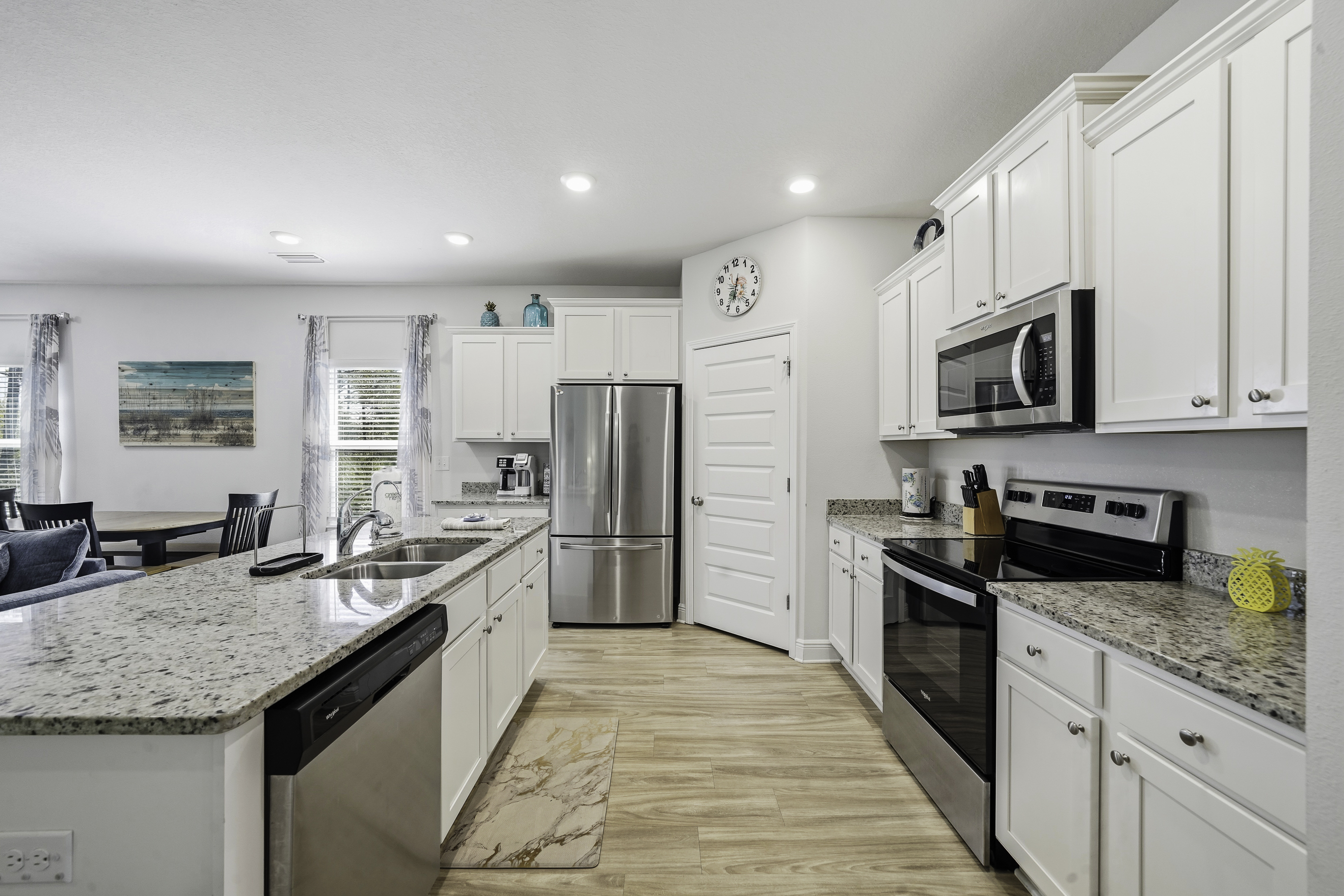 Main Kitchen | Fully stocked for dining needs
