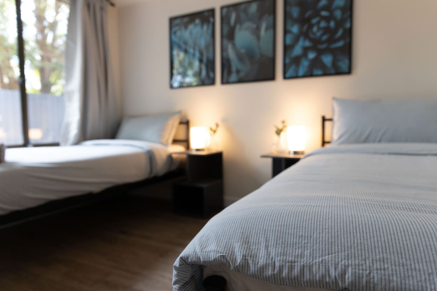 guest bedroom 2 with 2 single beds