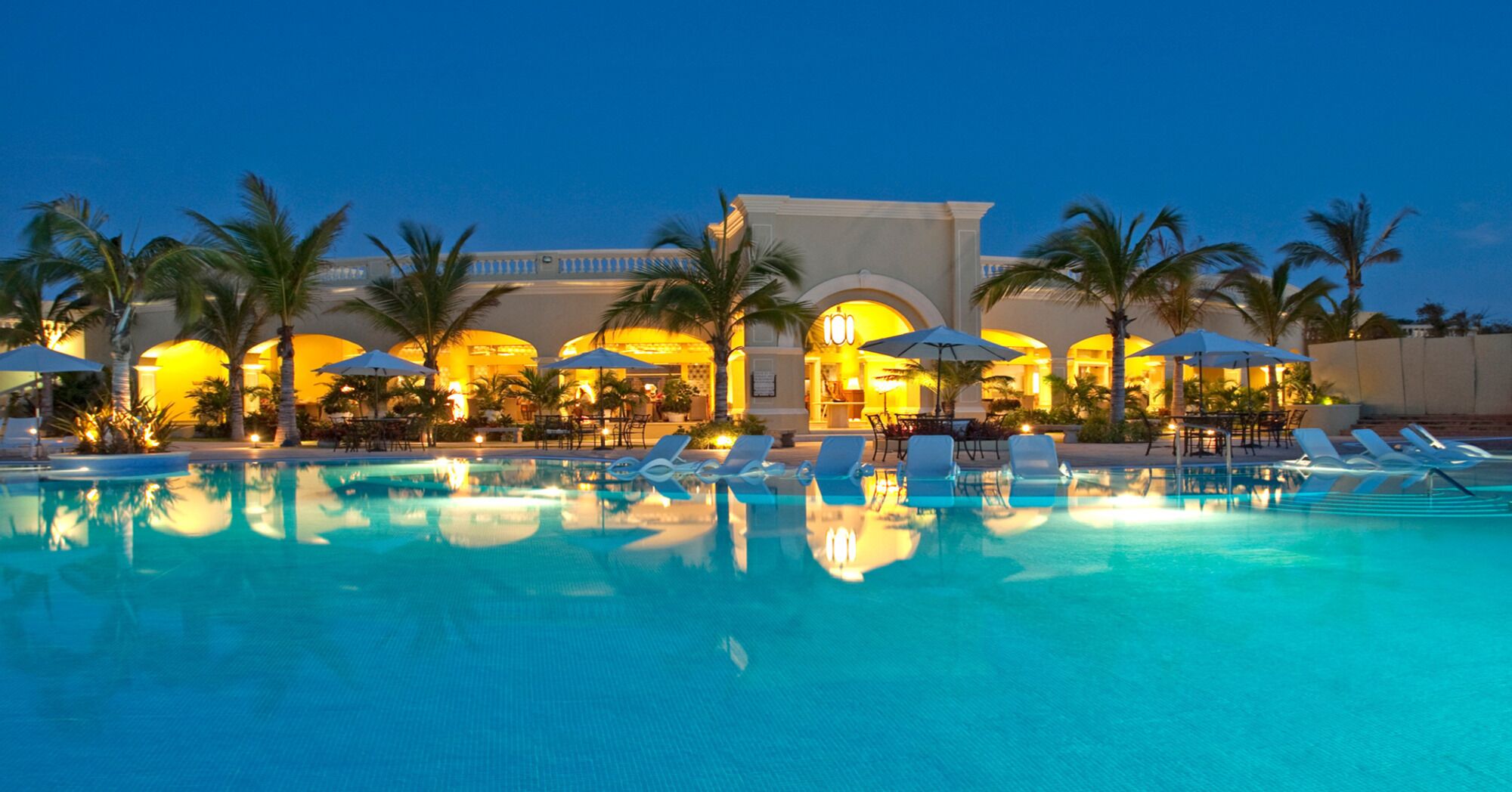 Pool and Beach at Pueblo Bonito Emerald Bay, Vacation Travel Exclusives