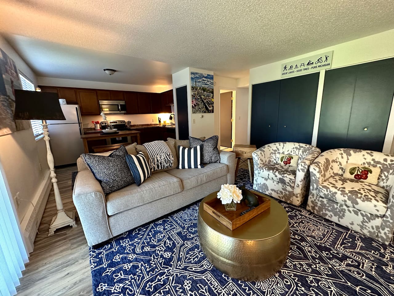 Chic, open-concept living with cozy seating, stylish decor, and a fully equipped kitchen. Enjoy a smart TV, fast Wi-Fi, and a touch of Michigan charm. Perfect for relaxing or entertaining—your home away from home with all the comforts you need.