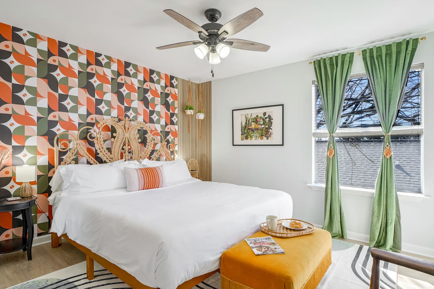 Enjoy breakfast in bed in the upstairs master BR's king-sized bed.  Luxury linens. Roku Smart TV, and chic en suite bathroom! 