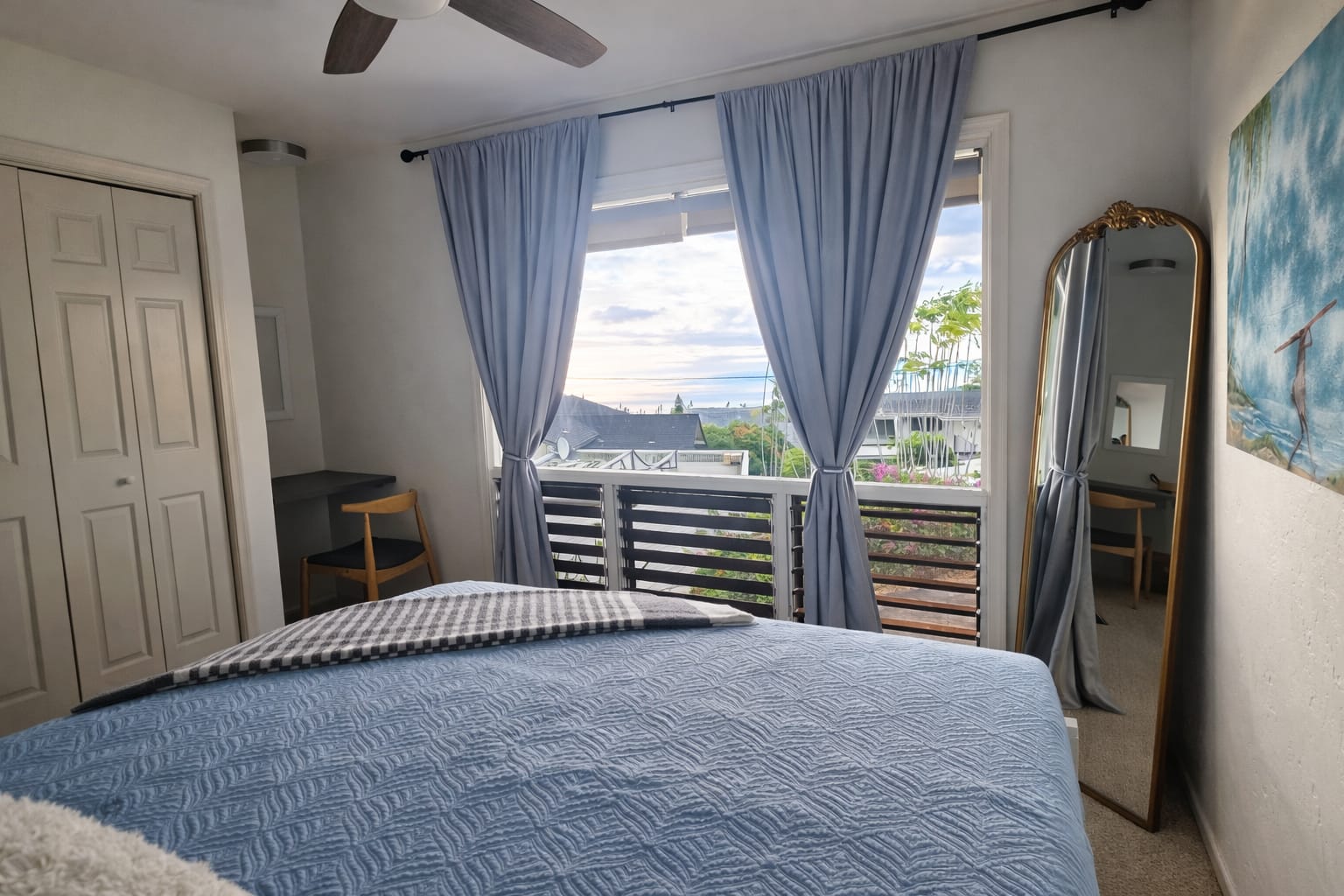 Ocean view from your comfortable bed