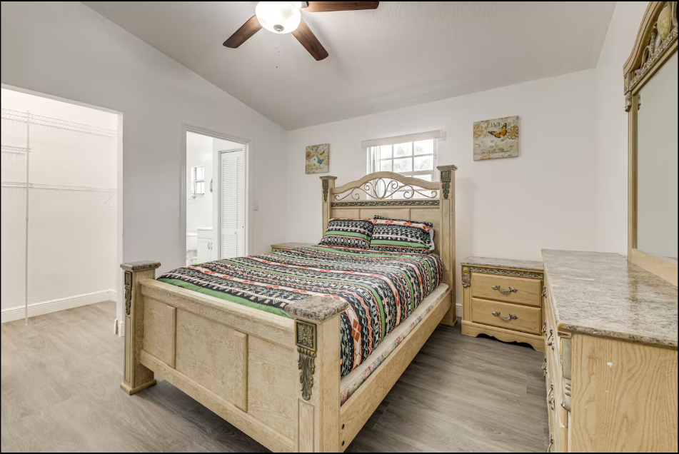 Bedroom 5 | 2nd Floor | Queen Bed