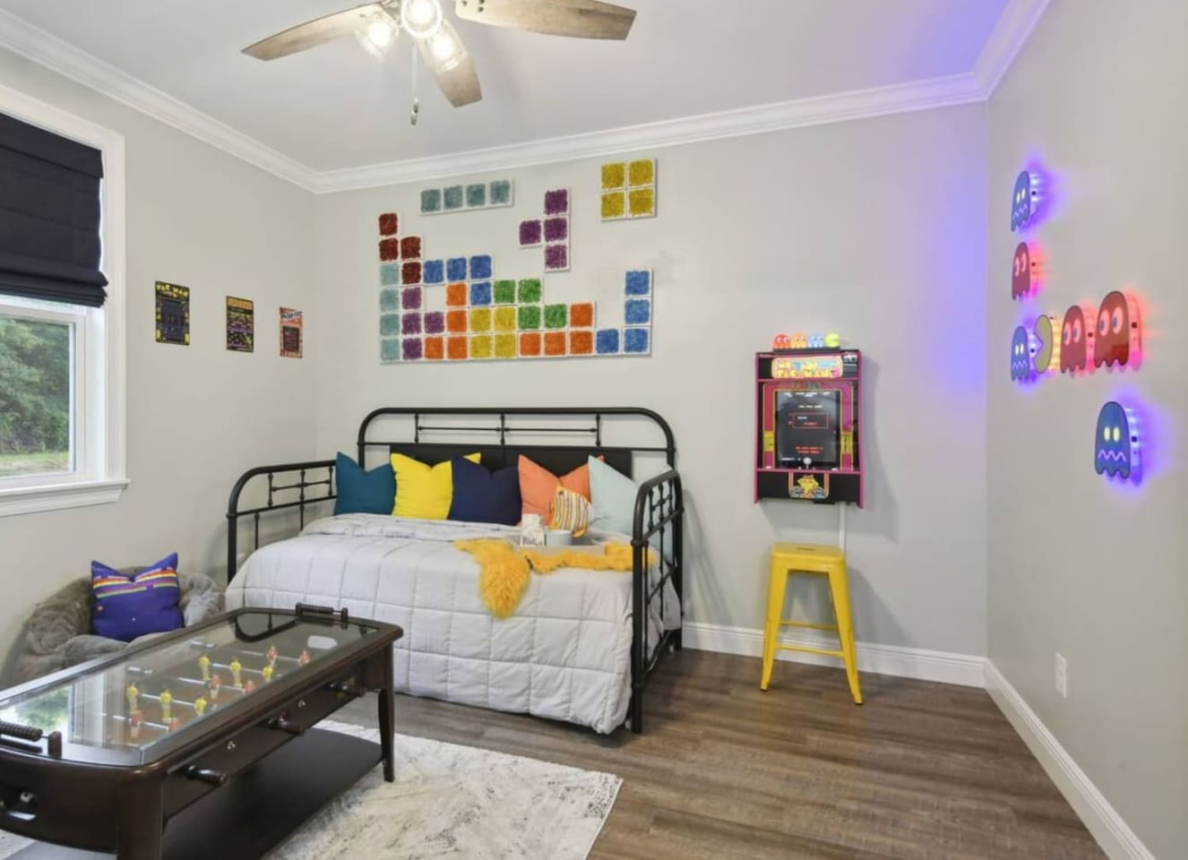 Super fun room for the kiddos with a trundle bed for sleepovers galore!