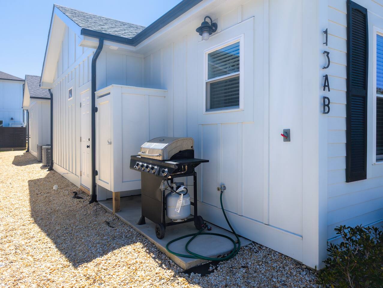 Exterior with grill