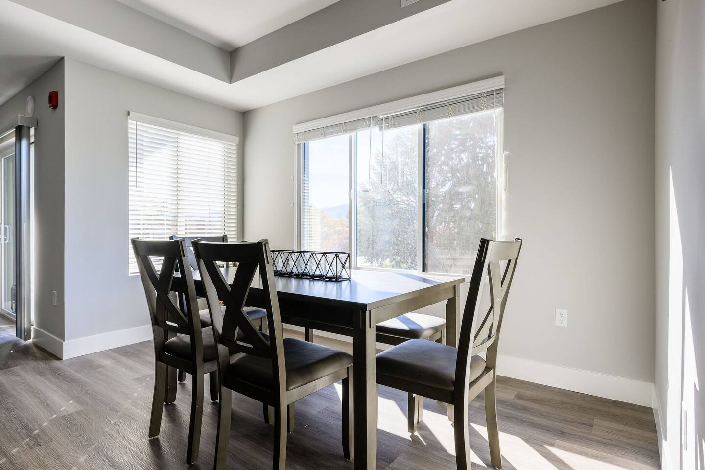 Dinning table view