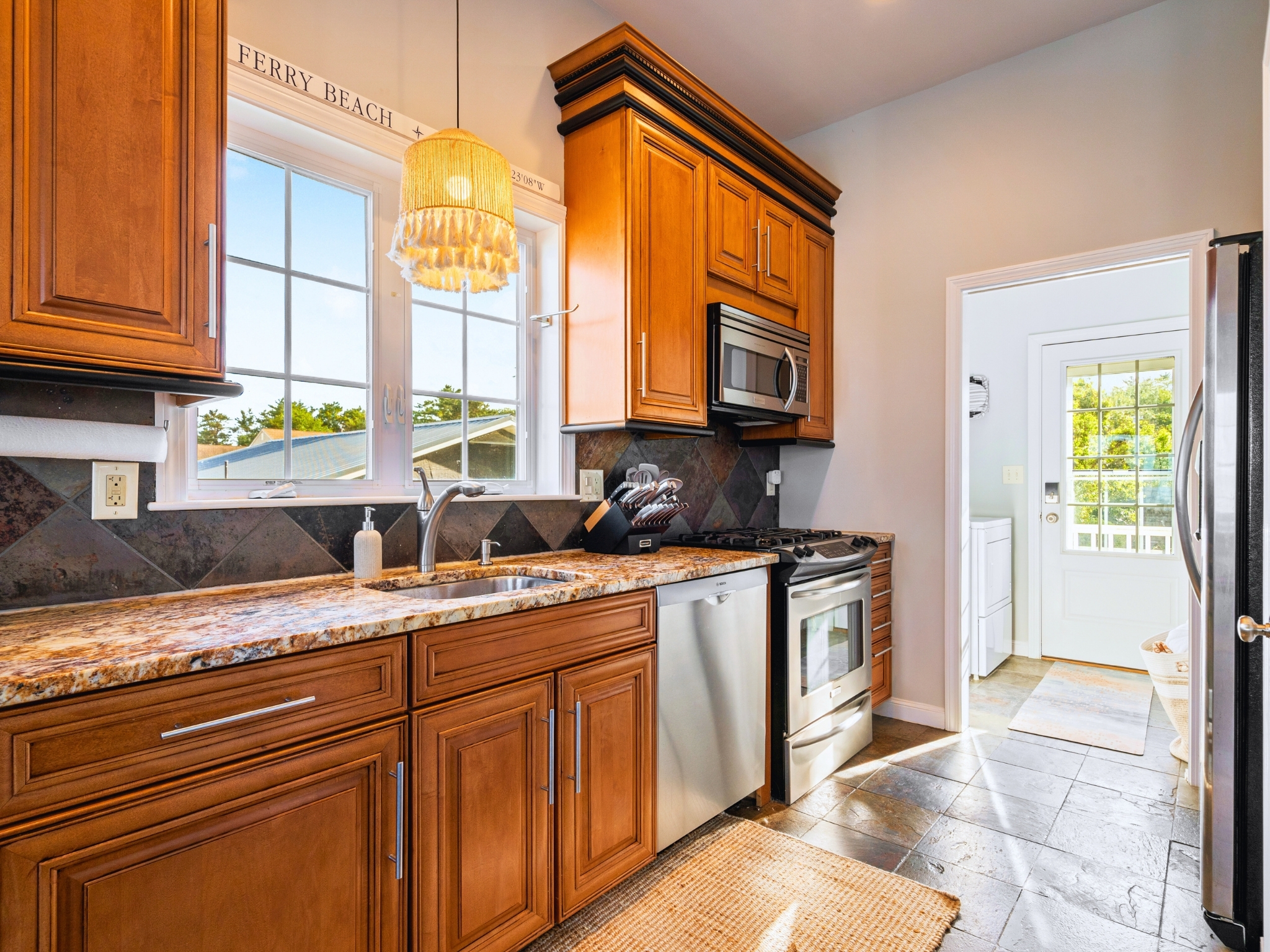 Cook like a pro in our fully equipped kitchen with all the essentials!