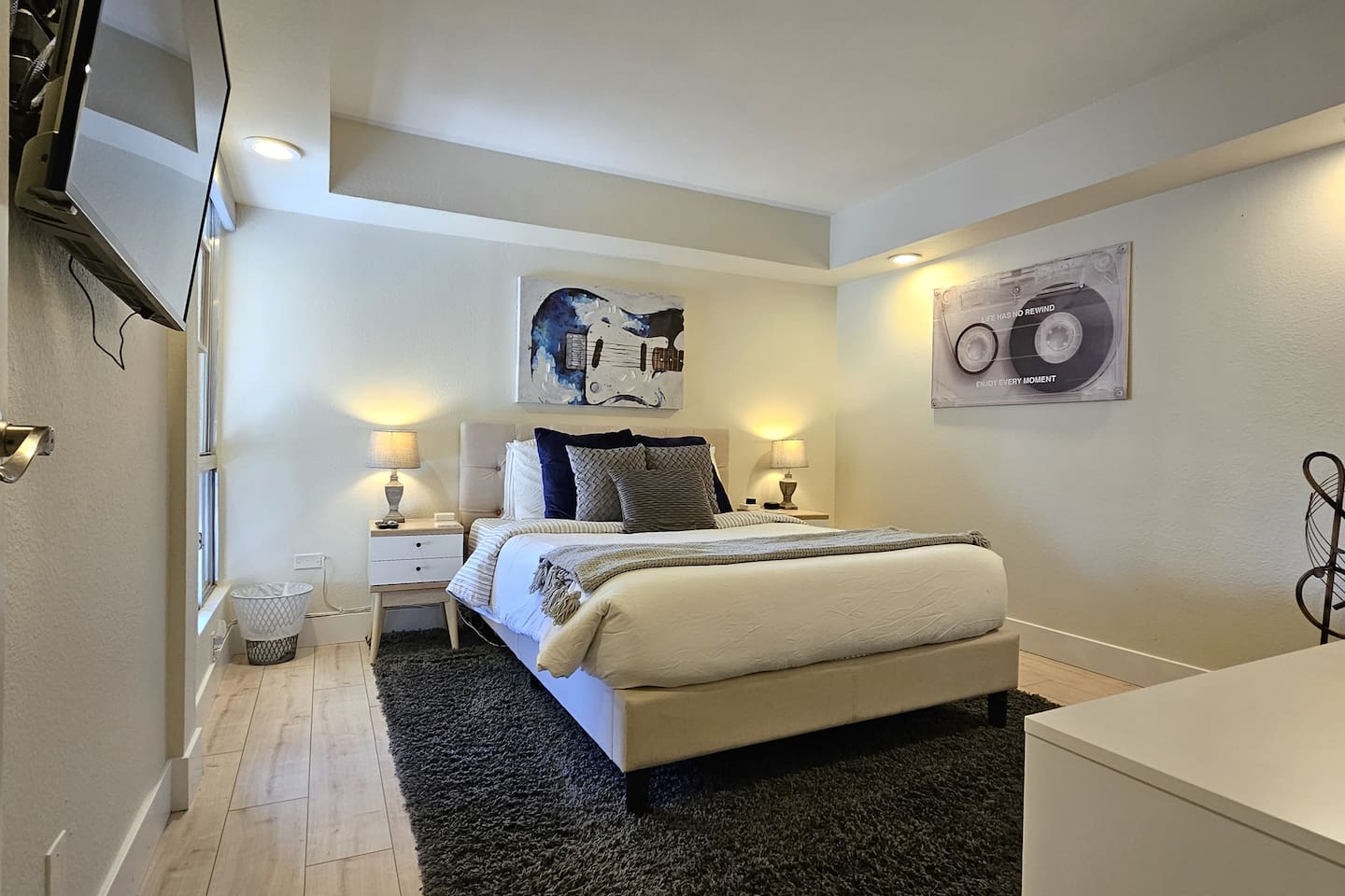 Enjoy a peaceful night's sleep in the firm queen memory foam bed.