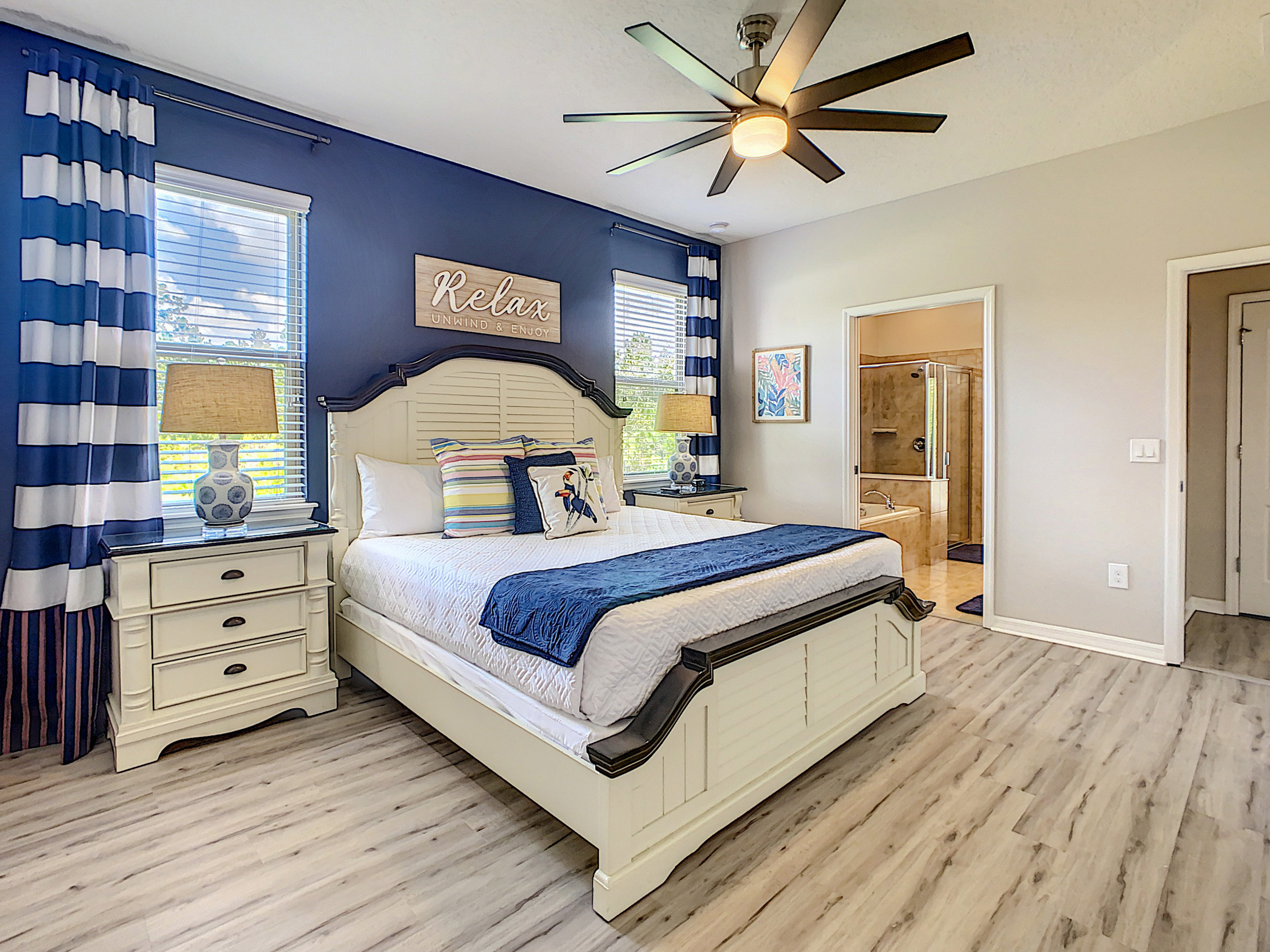 Master Suite - 1st Floor - King