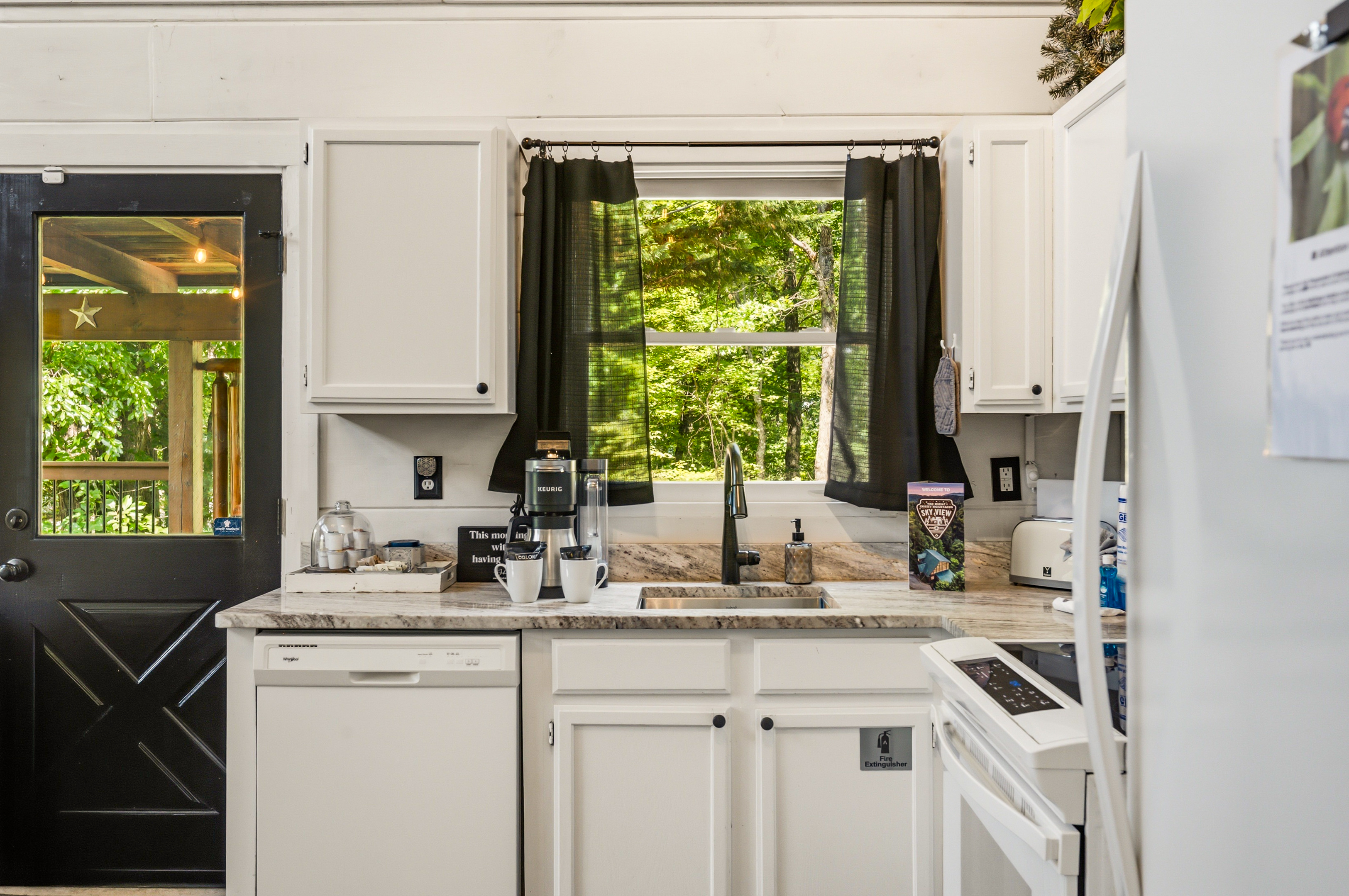 Kitchen and door to deck | 1st Floor