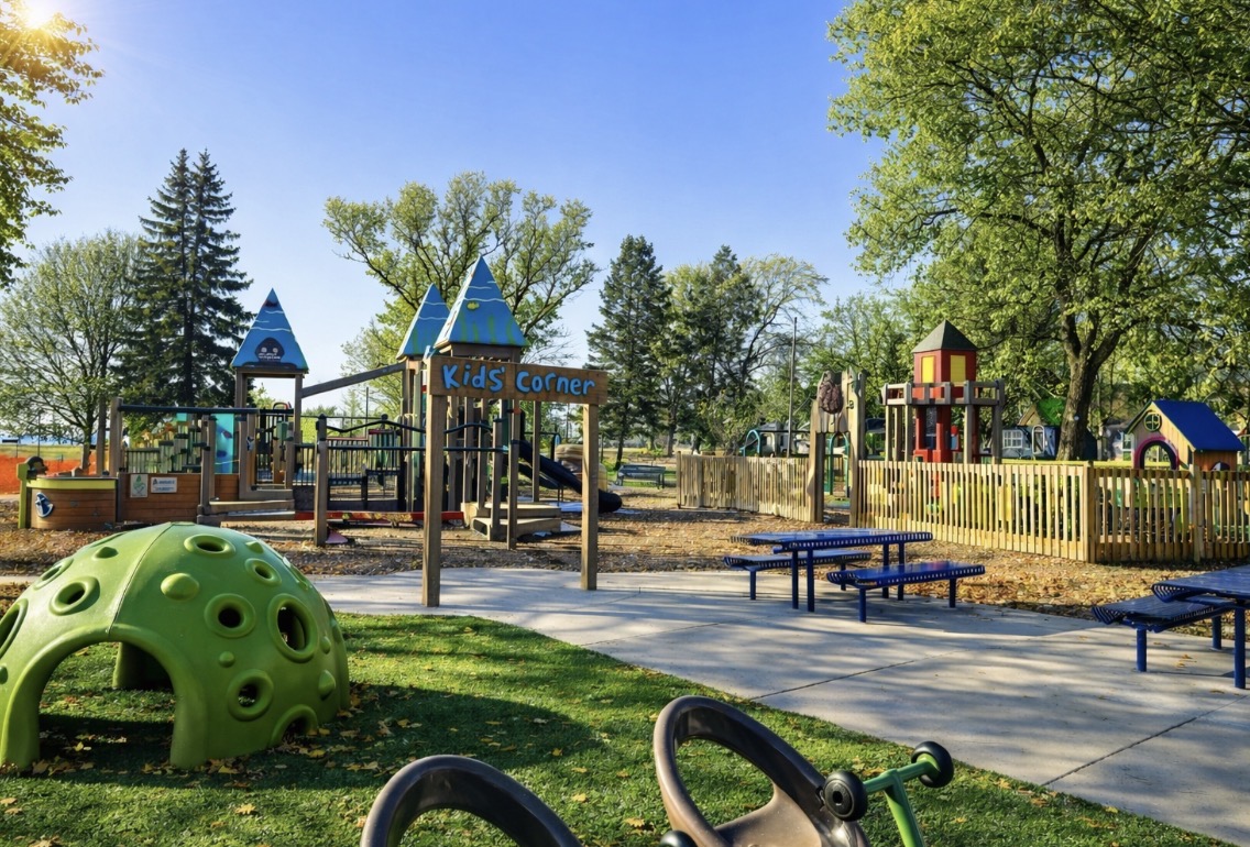 Kids Corner in South Haven about 10 minutes away is a great place to take the kids to play!
