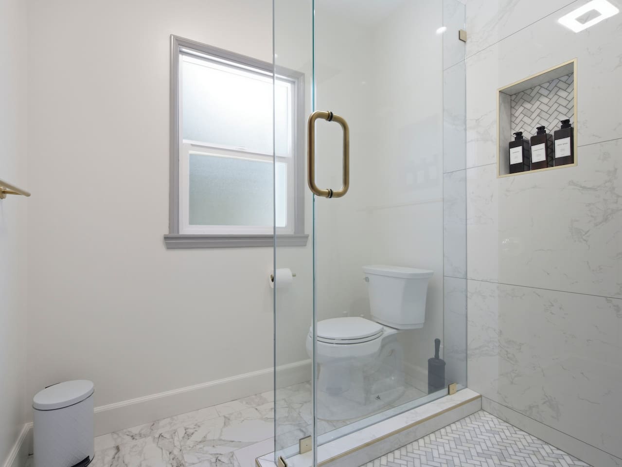 Every detail, from the elegant bathroom to the stylish furnishings, was designed with comfort and charm in mind.