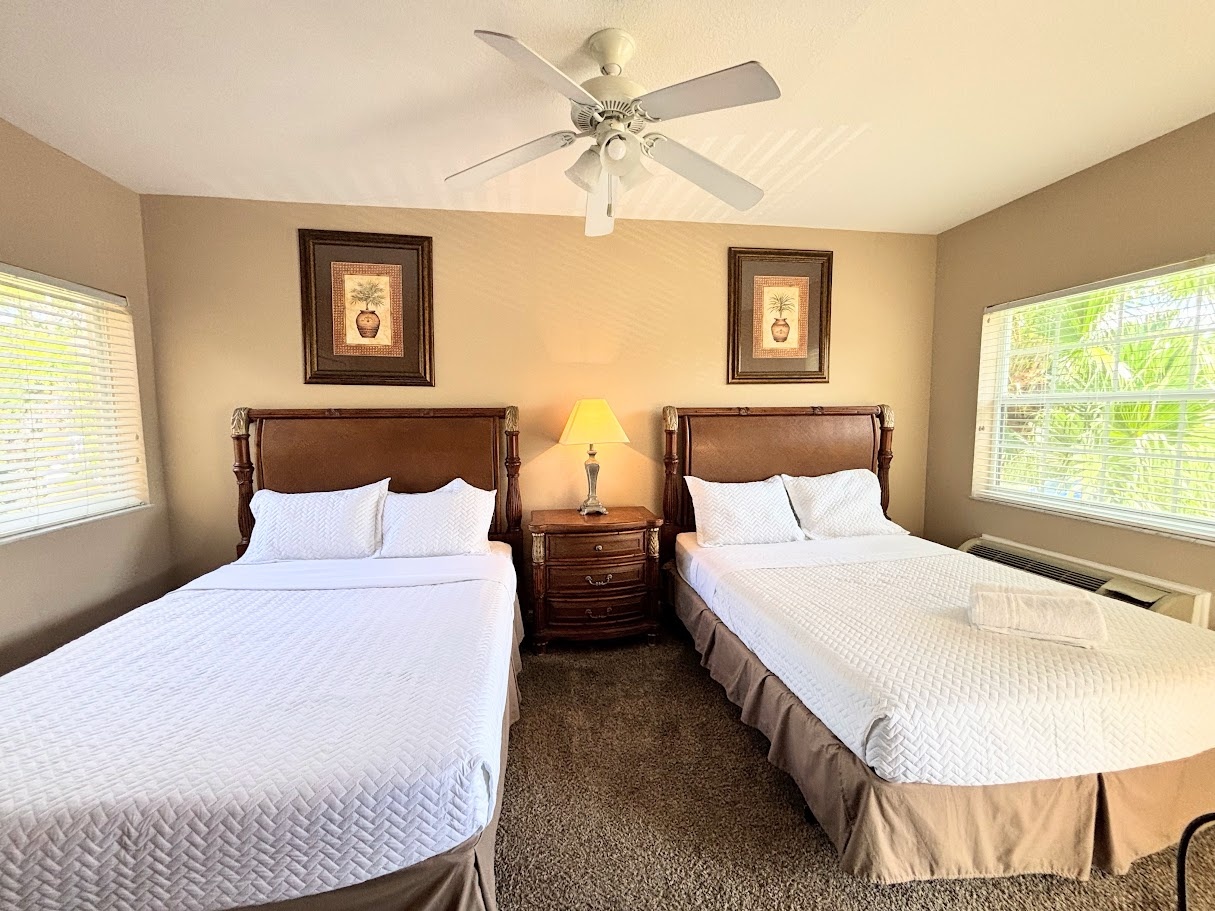 Right Direction Rentals Studio Villa 8231 5