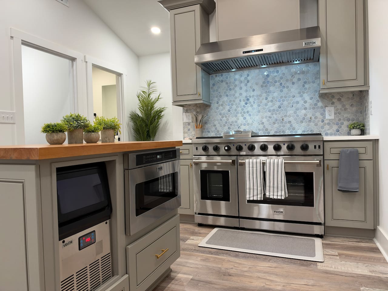 Ice maker and top grade kitchen appliances
