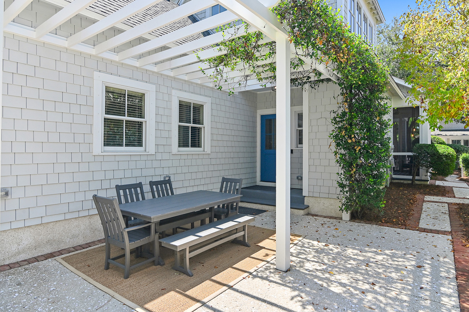 Backyard Dining