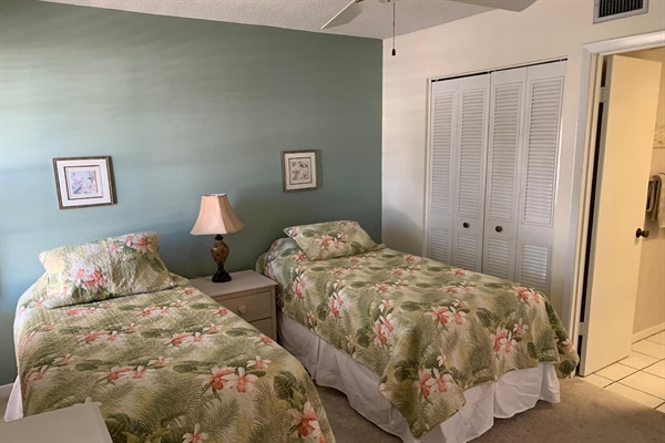 Guest Bedroom w/2 Twins