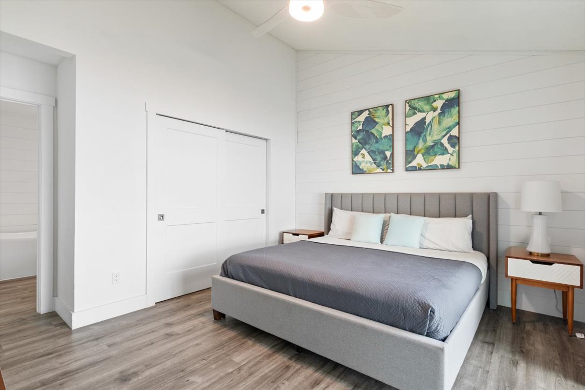 Oceanfront Primary Bedroom