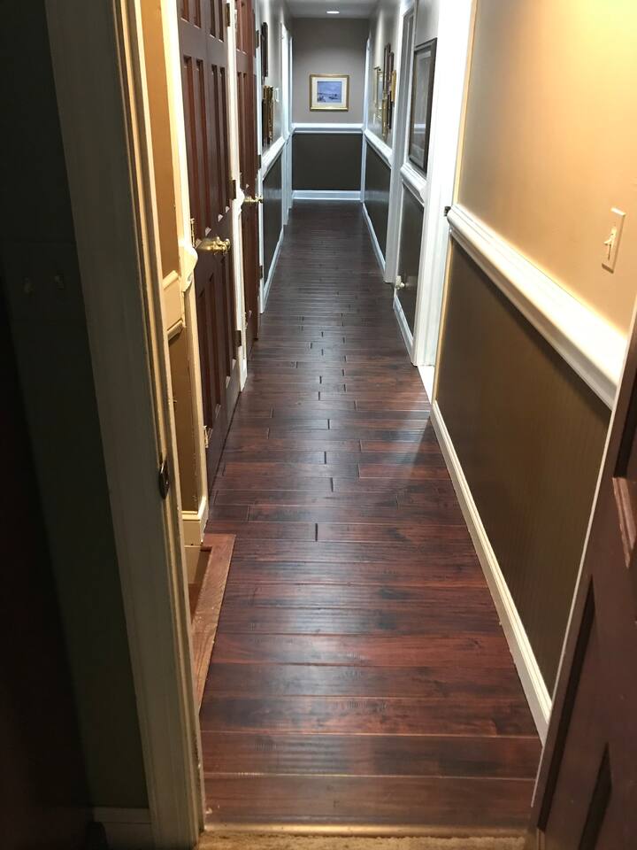 2nd Floor Hallway