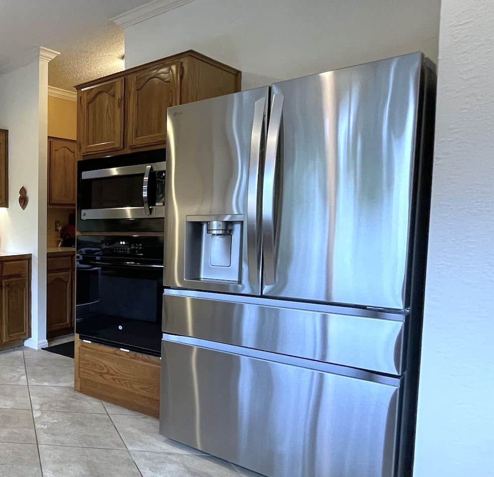 French Door Fridge Features Beverage Drawer, Crushed, Cubed and Craft Ice!
Three Ovens in the Kitchen -Built In Microwave, Electric Oven Shown Here Plus Gas Oven

