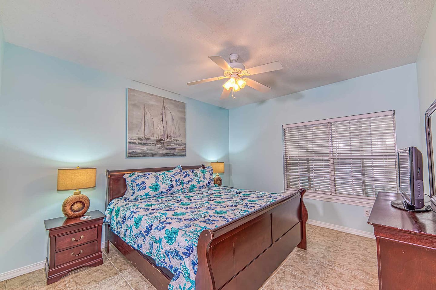 Spacious Bedroom: Bright decor with a coastal vibe and serene views for ultimate relaxation!