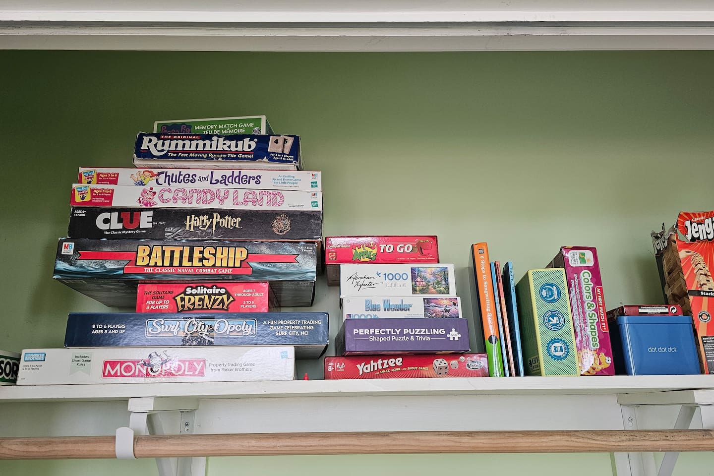 Family Amenities Galore, from games, puzzels, fire pit, sand toys and more