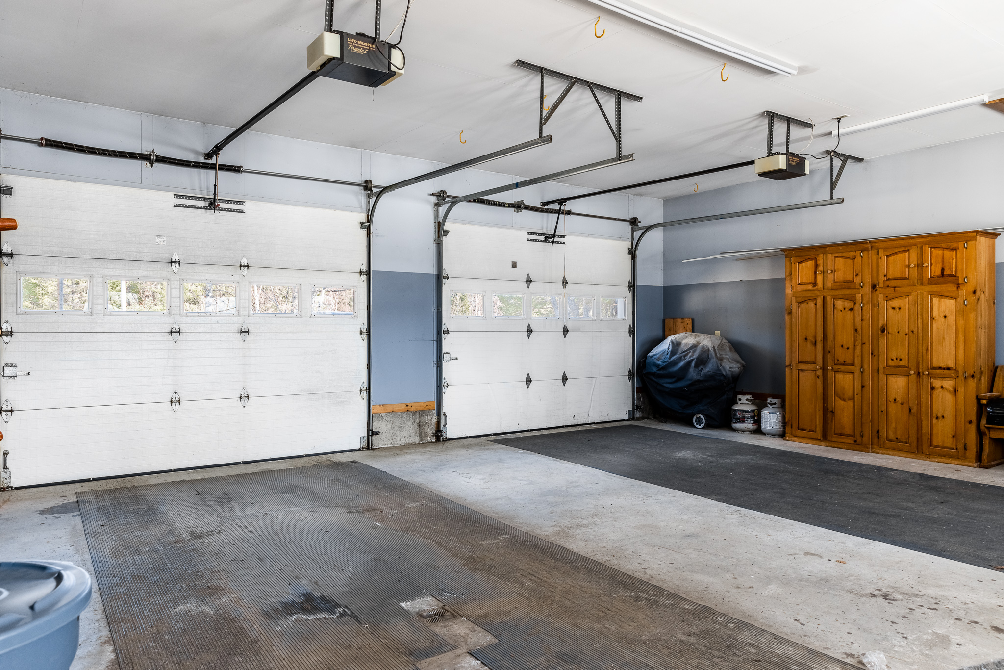 2 car heated garage