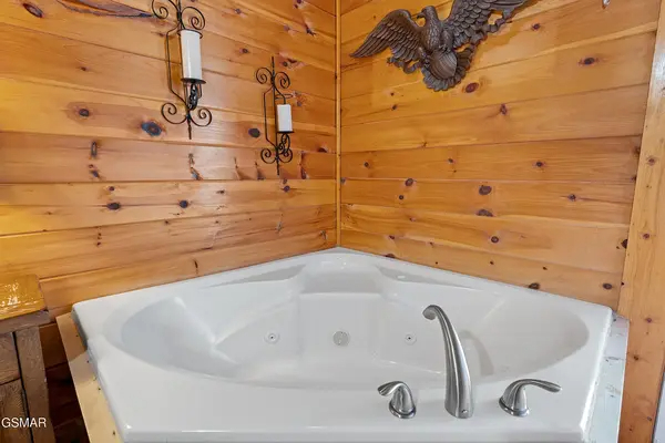 Jacuzzi tub in bedroom