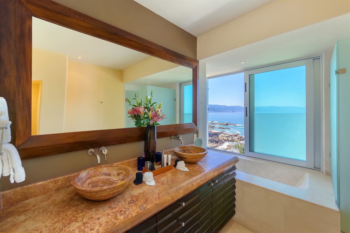 Bath - Suite 2