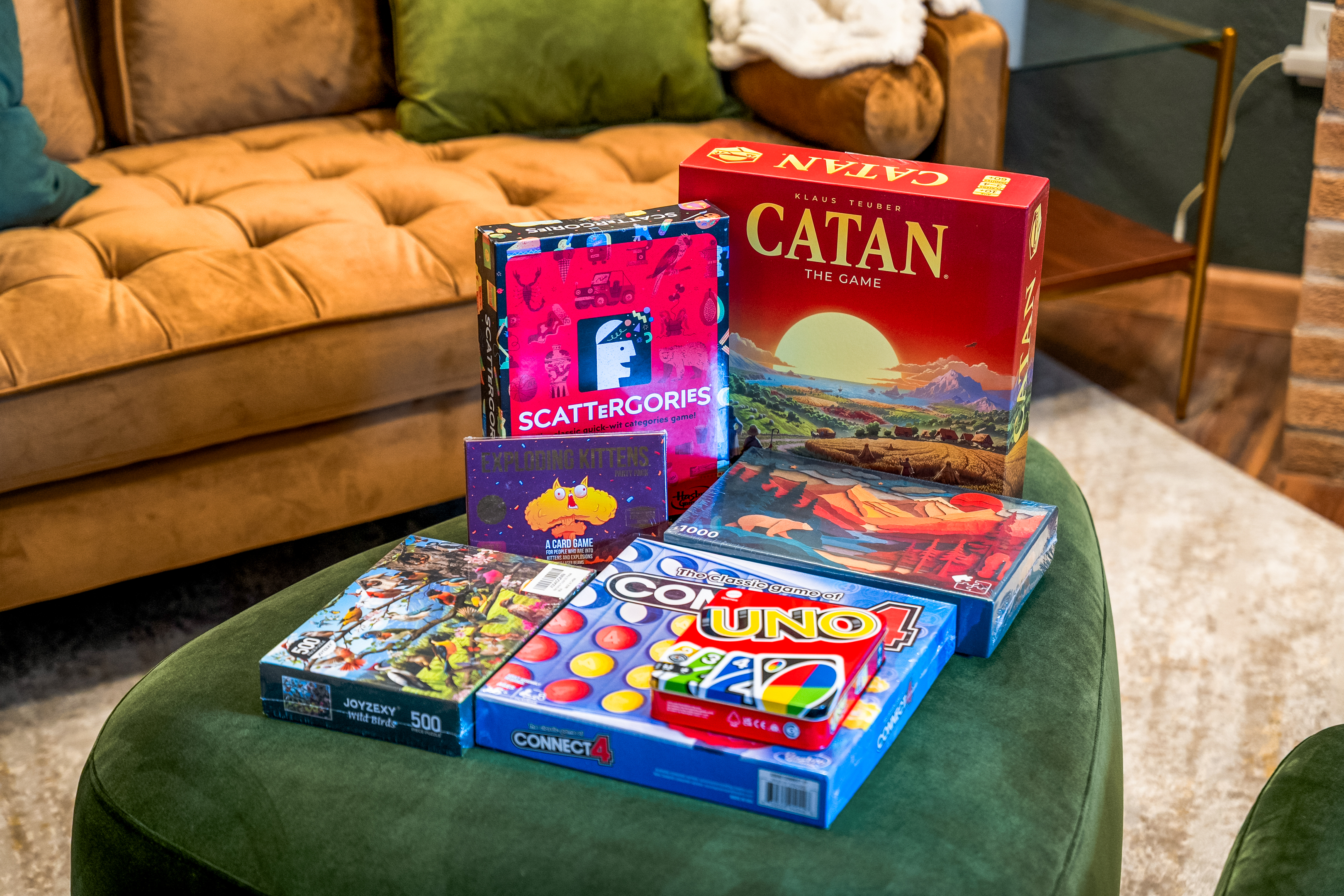 🎲✨ Game night, sorted! A stash of favorites like Catan, UNO, Connect 4, puzzles & more—perfect for cozy evenings and friendly competition 🃏🏆
