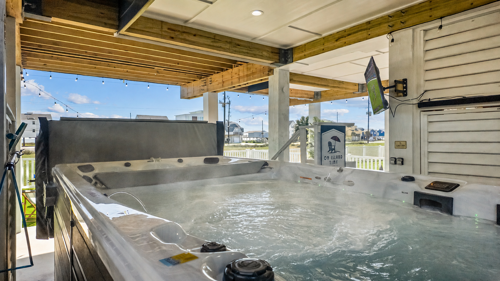 Enjoy hours of fun and relaxation in your dual zone swim spa! Swim in the endless current in the heated pool or relax and watch tv in the hydrotherapy hot tub.
