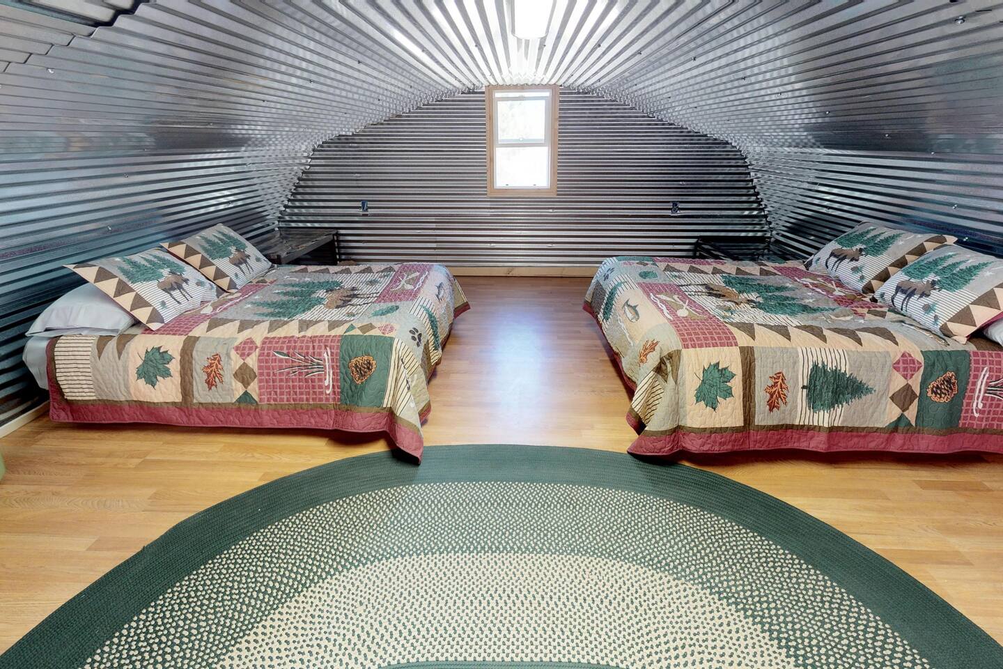 There are two extra queen sized beds in the loft.