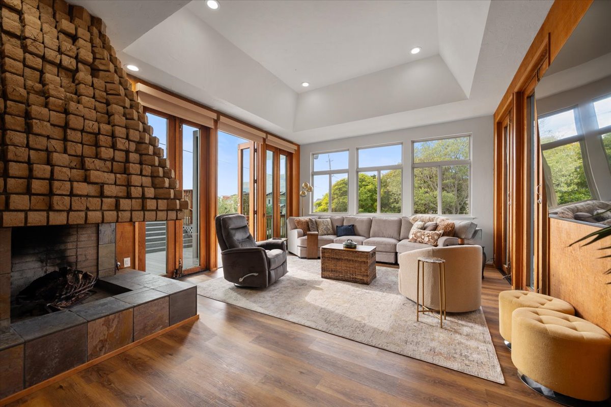 Living Room - Fireplace Unavailable