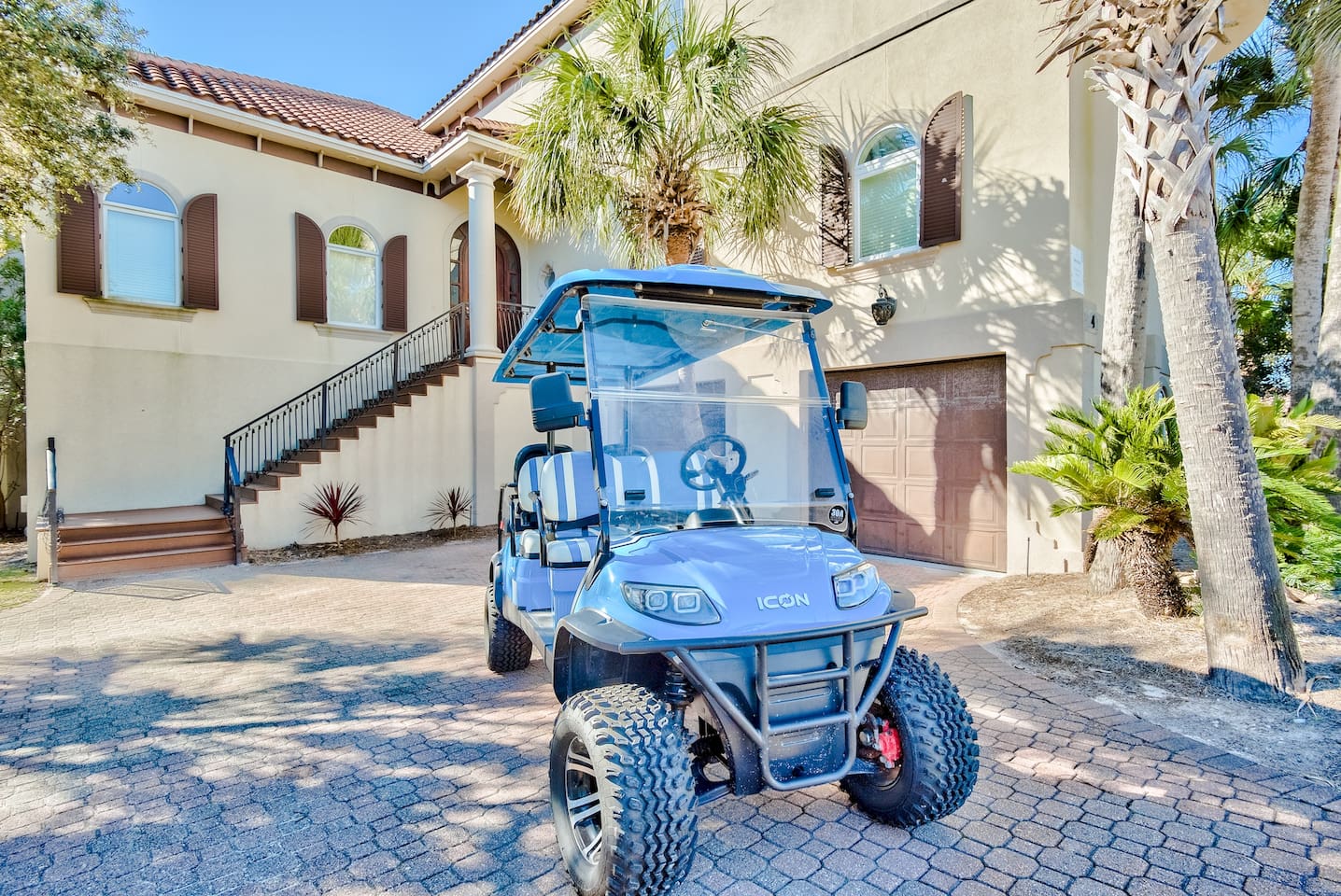 Street-legal 6-seat golf cart included