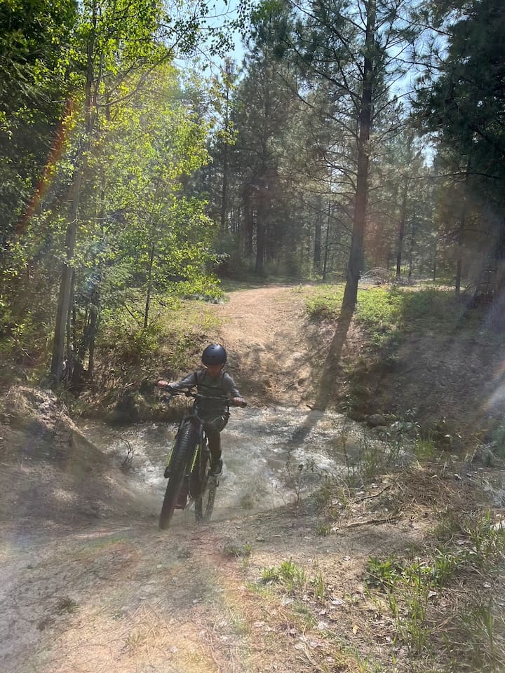 Nearby hiking and mountain bike trails for the kids and adults alike