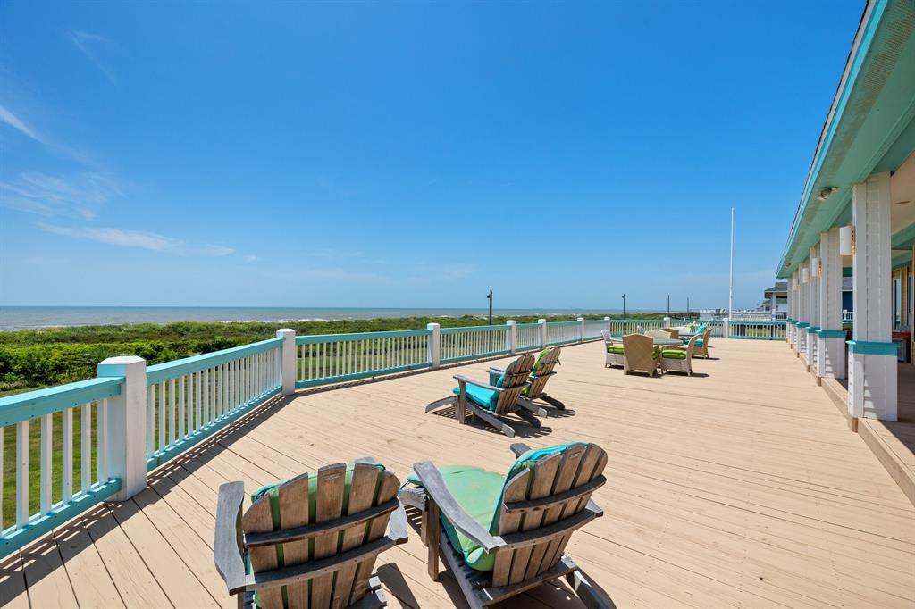 e572b6c7dabd4b1da78eee8a0f7d2466 | Beachhouse | Texas | TX | Vacation Homes | Galveston | Crystal Beach | Kokomo | Breezy Days | Beachfront Elegance | Sunrise Serenity | Southern Sands Property Management, LLC