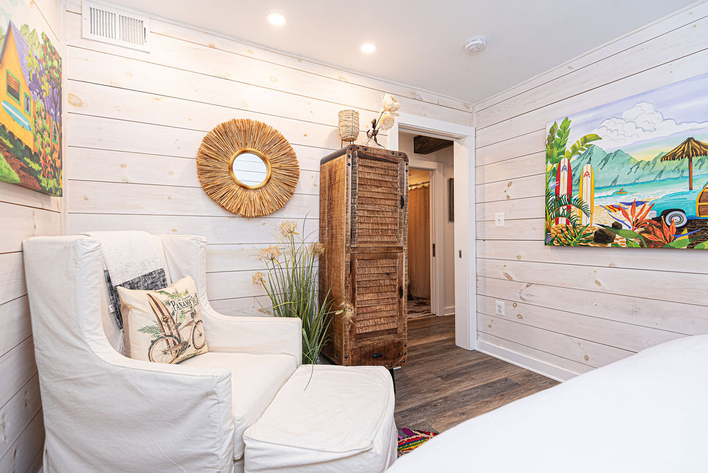 Secondary bedroom